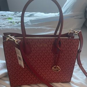 BRAND NEW WITH TAGS MICHAEL KORS TOTE